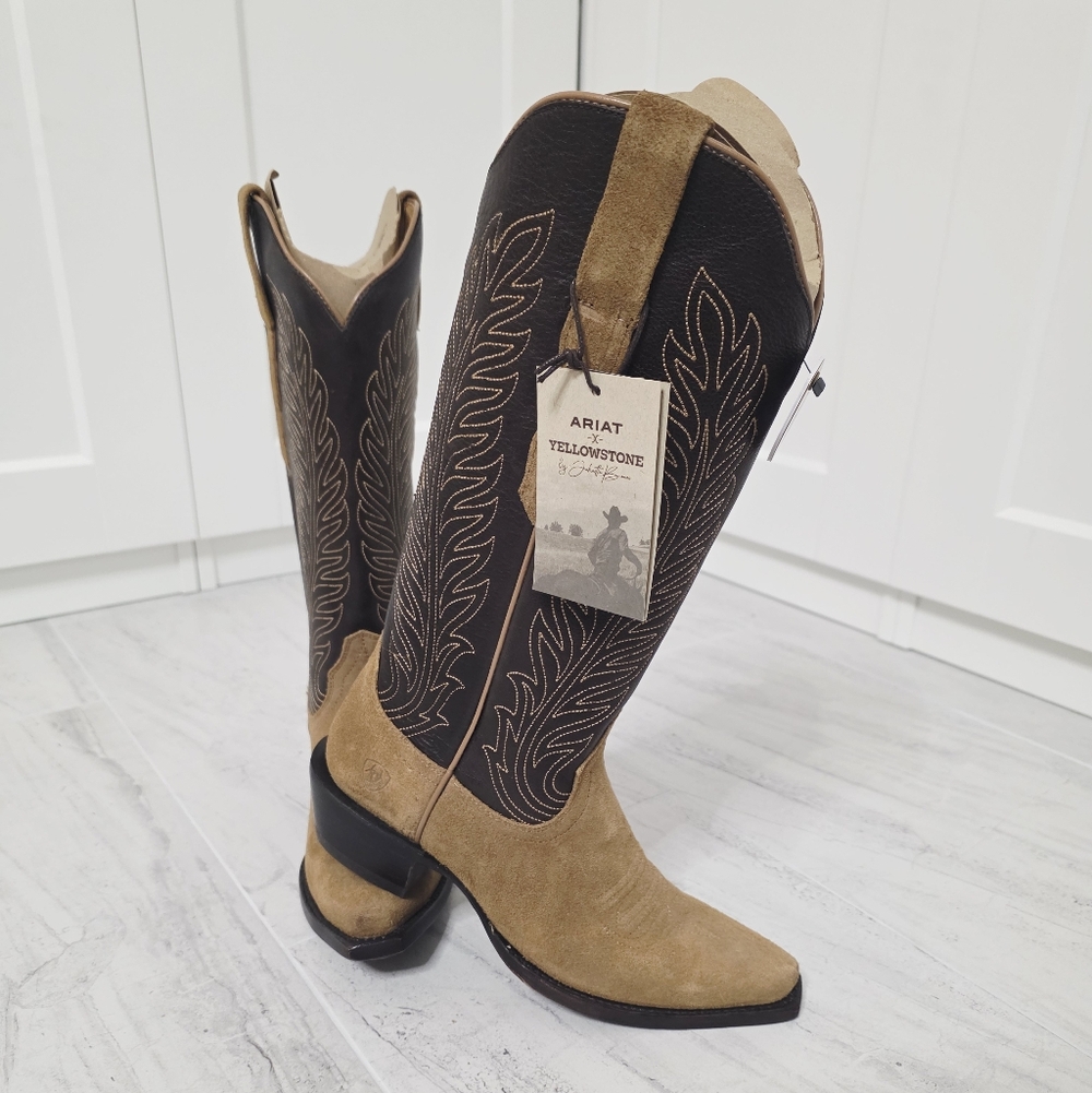NIB Ariat Yellowstone Arena Dirt Western Boots